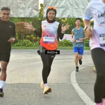 Runner Photo 7697949