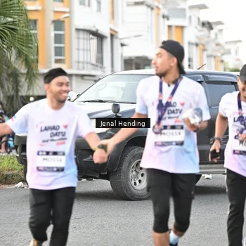 Runner Photo 7697964