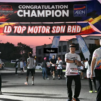 Runner Photo 7697975