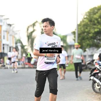 Runner Photo 7697980