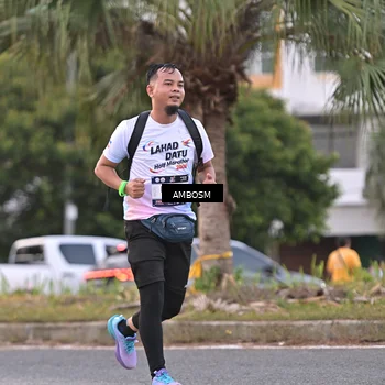 Runner Photo 7697981