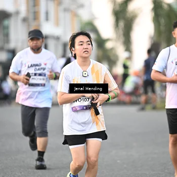 Runner Photo 7697988