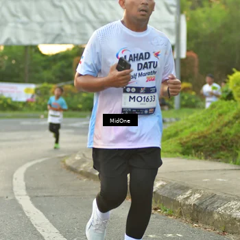 Runner Photo 7698006