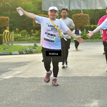 Runner Photo 7698020