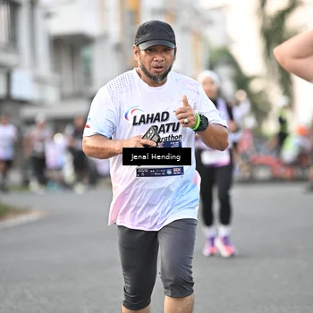 Runner Photo 7698023