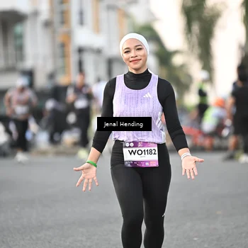 Runner Photo 7698032
