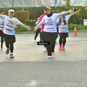 Runner Photo 7698041