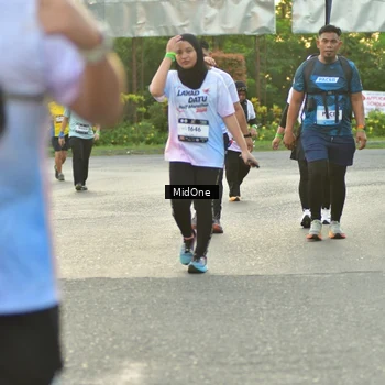 Runner Photo 7698044
