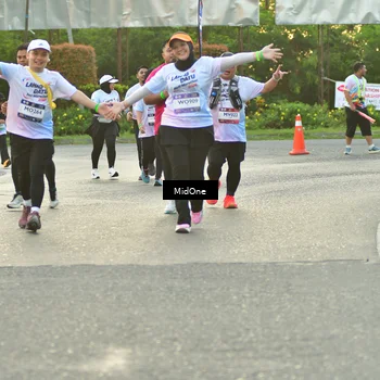 Runner Photo 7698056