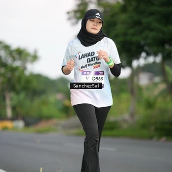 Runner Photo 7698078