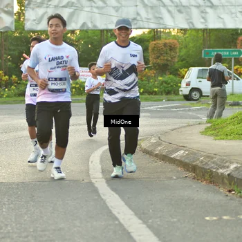 Runner Photo 7698084