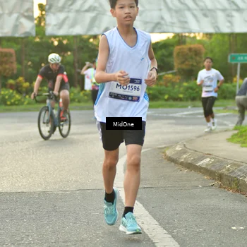 Runner Photo 7698086