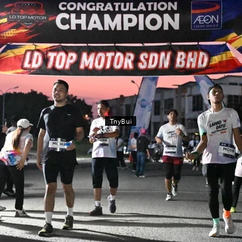 Runner Photo 7698087
