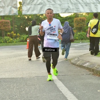 Runner Photo 7698124