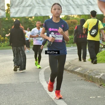 Runner Photo 7698131