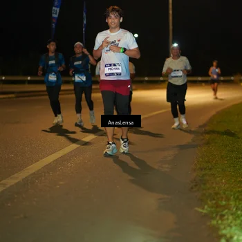 Runner Photo 7698139