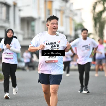 Runner Photo 7698148