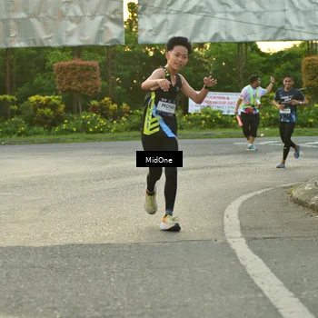 Runner Photo 7698156