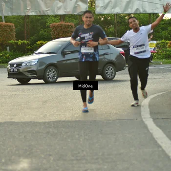 Runner Photo 7698161