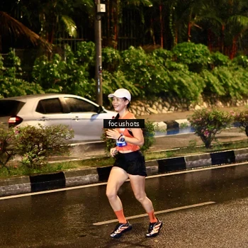 Runner Photo 7698174
