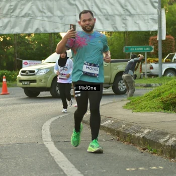 Runner Photo 7698175