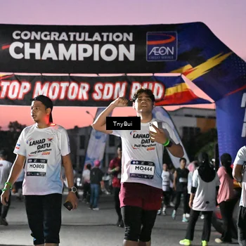 Runner Photo 7698182