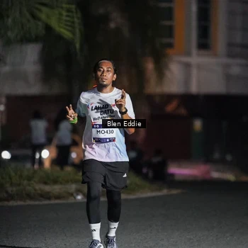 Runner Photo 7698185