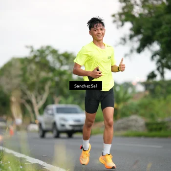 Runner Photo 7698186