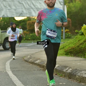 Runner Photo 7698187