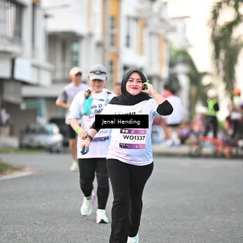 Runner Photo 7698188