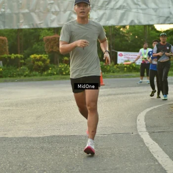 Runner Photo 7698189