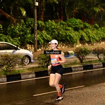 Runner Photo 7698190