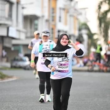 Runner Photo 7698196