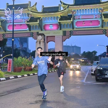 Runner Photo 7698197