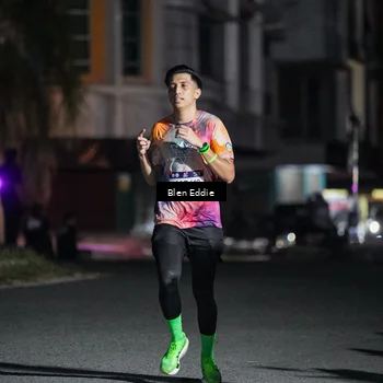 Runner Photo 7698198