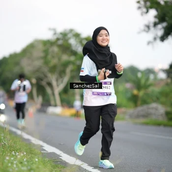 Runner Photo 7698209