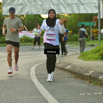 Runner Photo 7698236