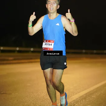 Runner Photo 7698249