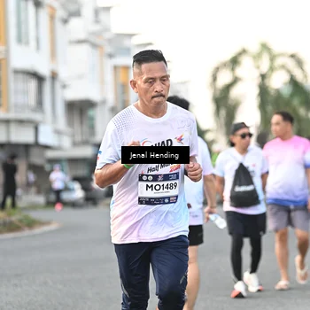 Runner Photo 7698252