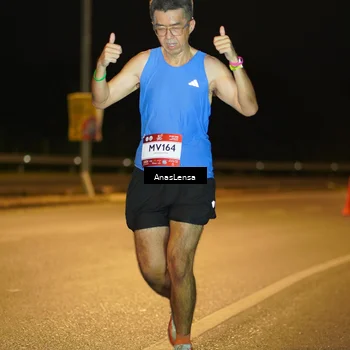 Runner Photo 7698264