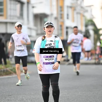 Runner Photo 7698269