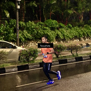 Runner Photo 7698276