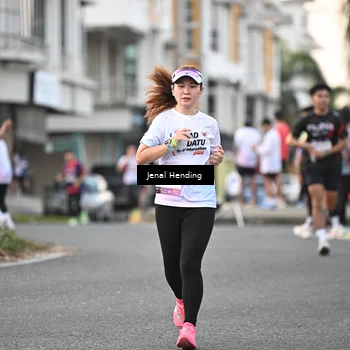 Runner Photo 7698281