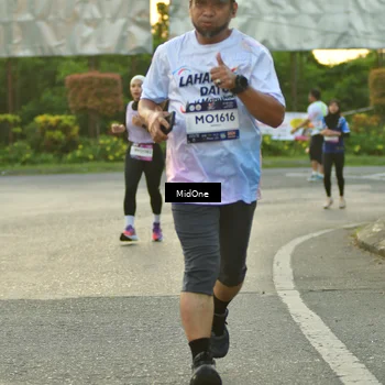 Runner Photo 7698289