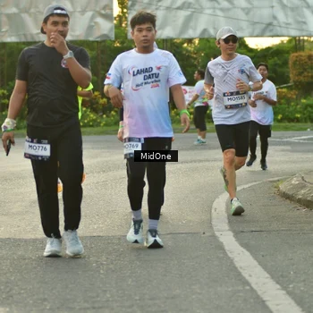 Runner Photo 7698291