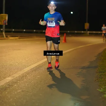 Runner Photo 7698296