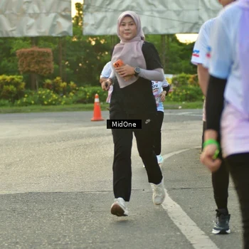 Runner Photo 7698316