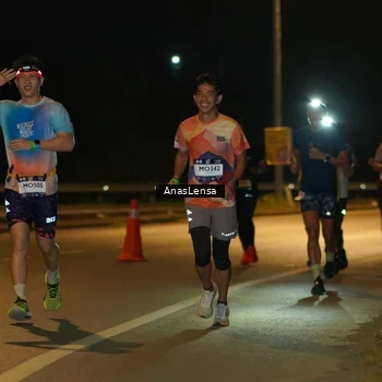 Runner Photo 7698318