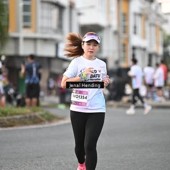 Runner Photo 7698323