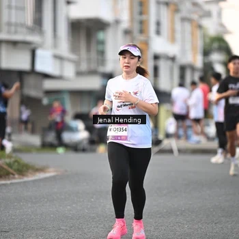 Runner Photo 7698327